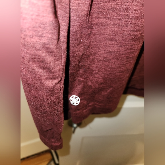 Gaiam Men's Large Long-Sleeve Shirt - Picture 3 of 4